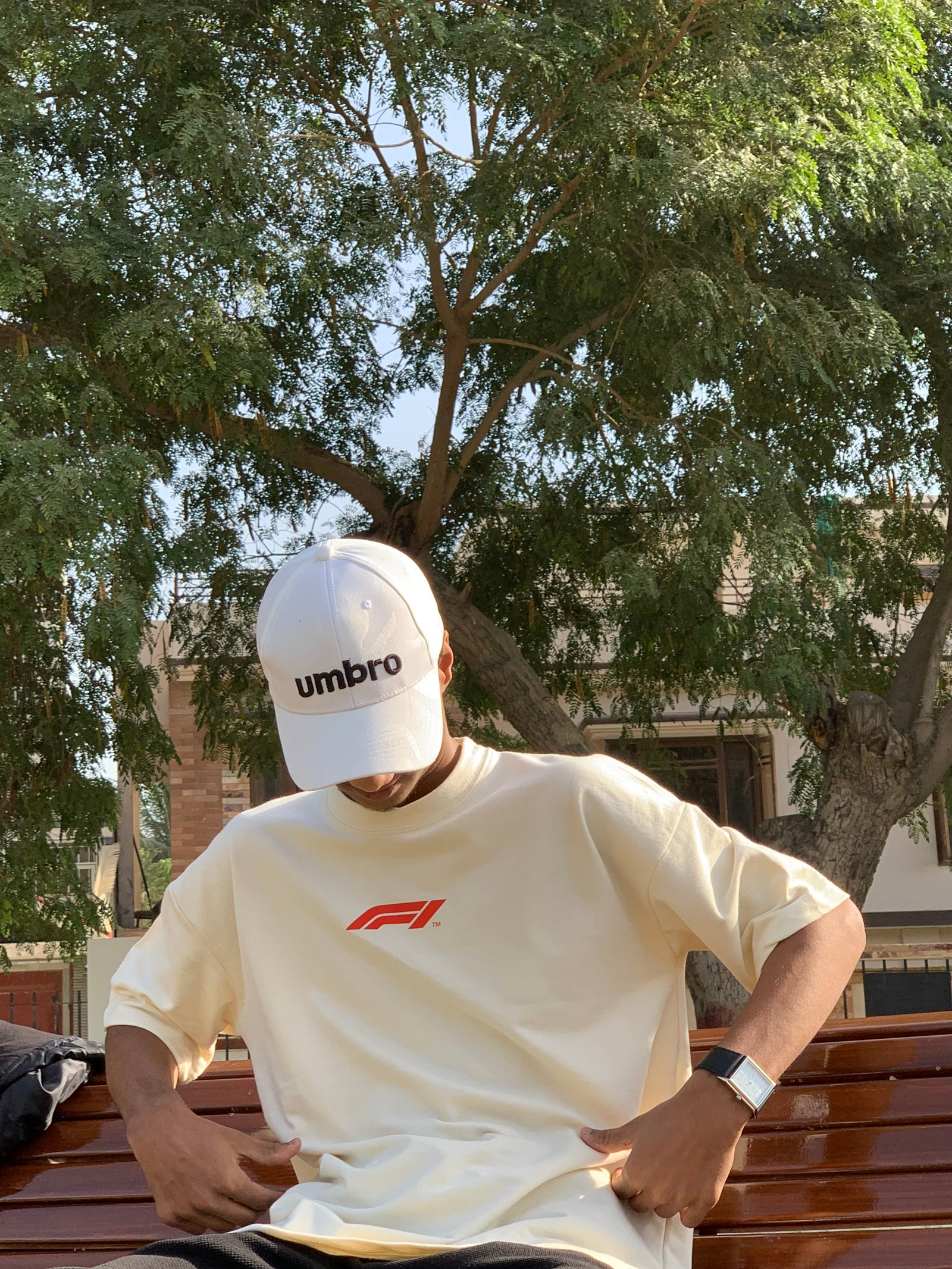 Dapper streetwear look 1